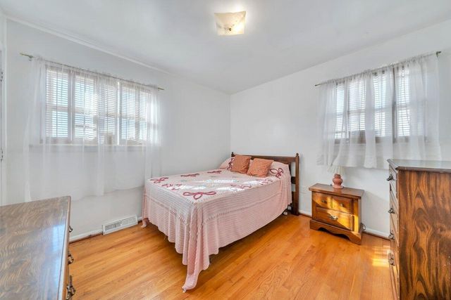 3858 Long Meadow AVE, Roanoke, VA 24017