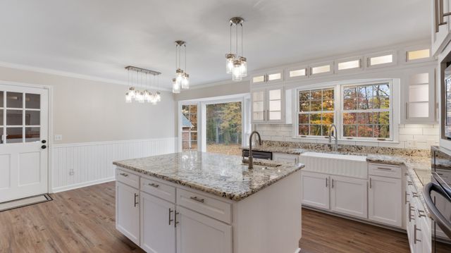 416 Powers Rd, Manchester, TN 37355