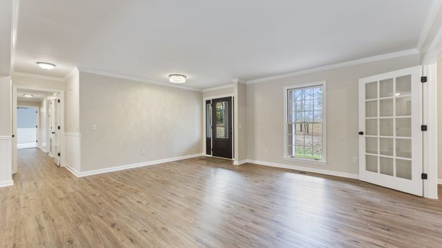 416 Powers Rd, Manchester, TN 37355