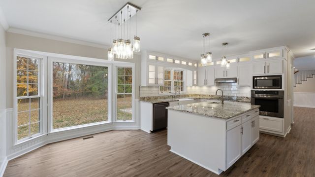 416 Powers Rd, Manchester, TN 37355