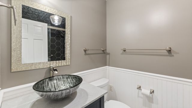 416 Powers Rd, Manchester, TN 37355