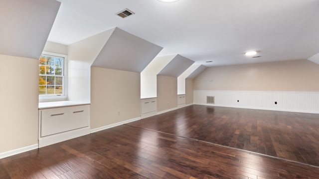 416 Powers Rd, Manchester, TN 37355