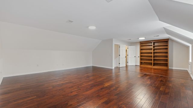 416 Powers Rd, Manchester, TN 37355