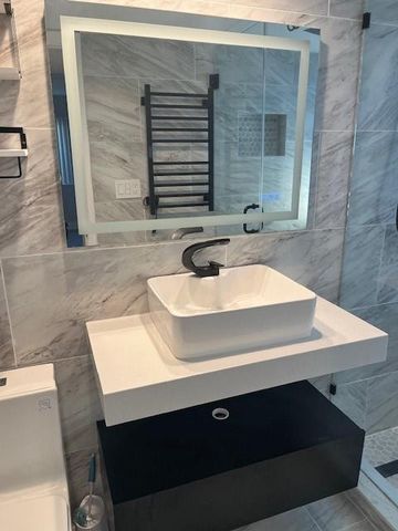 992 NW 93rd Avenue, Plantation, FL 33324