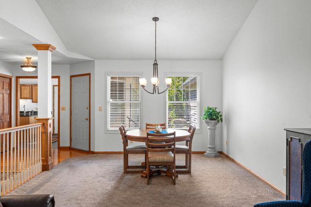 2996 Highcourte, Roseville, MN 55113