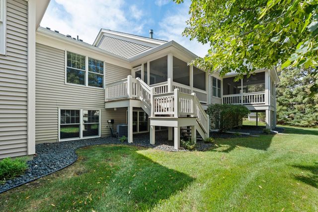 2996 Highcourte, Roseville, MN 55113