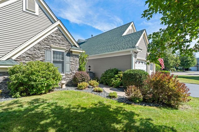 2996 Highcourte, Roseville, MN 55113