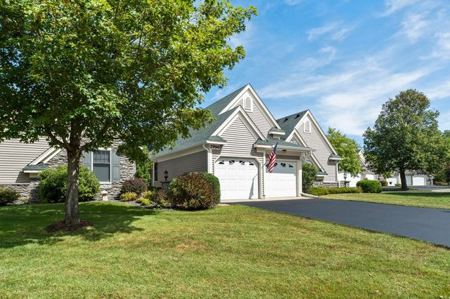 2996 Highcourte, Roseville, MN 55113