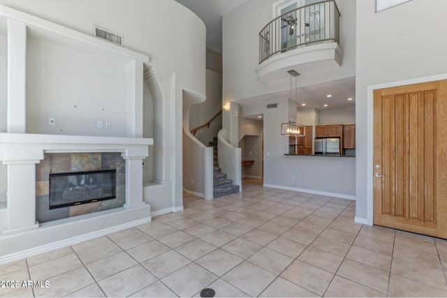 14450 N THOMPSON PEAK Parkway 101, Scottsdale, AZ 85260