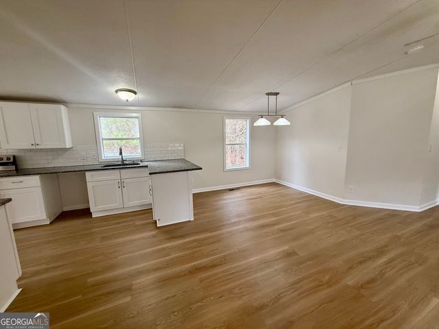 56 Tallahatchee Drive, Carrollton, GA 30116