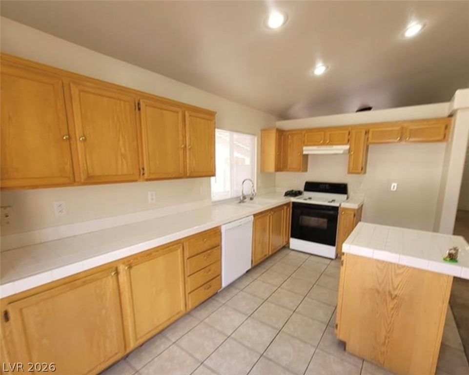 4856 Minturn Avenue, Las Vegas, NV 89130 — photo 2
