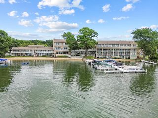 W5135 Sterlingworth COURT #13, Elkhorn, WI 53121