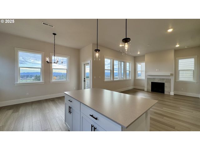 17614 Sw Watchman Ln, Beaverton, OR 97007