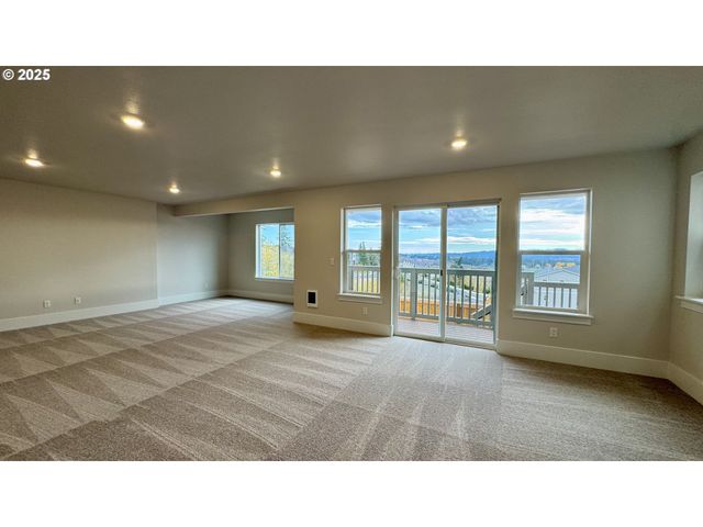 17614 Sw Watchman Ln, Beaverton, OR 97007