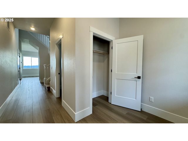 17614 Sw Watchman Ln, Beaverton, OR 97007