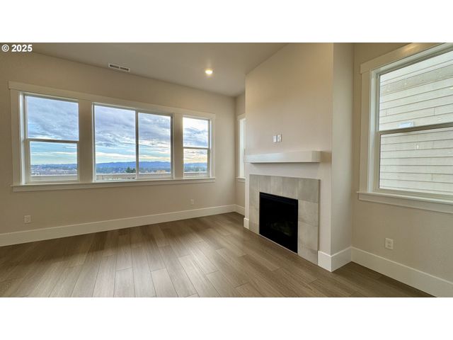 17614 Sw Watchman Ln, Beaverton, OR 97007