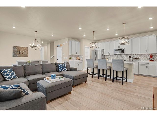 8217 Monte Vista Cir, Littleton, CO 80125