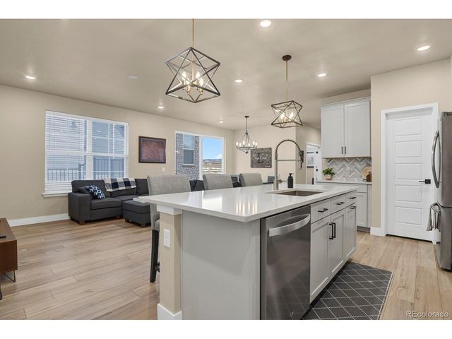8217 Monte Vista Cir, Littleton, CO 80125