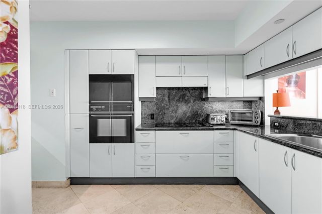 1455 Ocean Dr 1106, Miami Beach, FL 33139