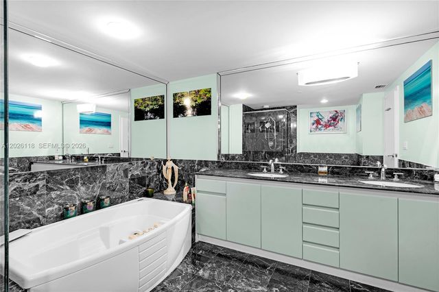1455 Ocean Dr 1106, Miami Beach, FL 33139