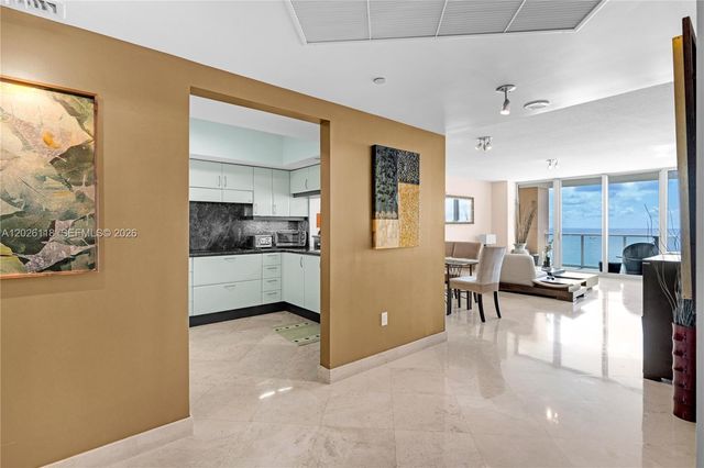 1455 Ocean Dr 1106, Miami Beach, FL 33139