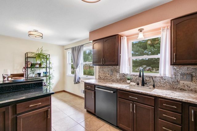 1812 W Rugby Road, Janesville, WI 53545