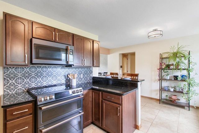1812 W Rugby Road, Janesville, WI 53545