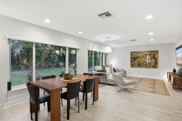 2001 Embassy Drive, West Palm Beach, FL 33401