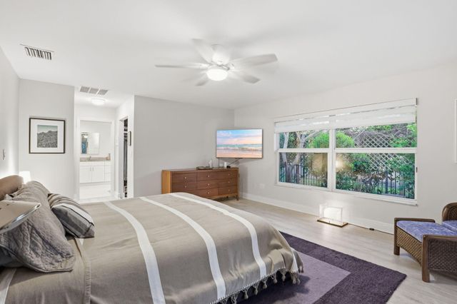 2001 Embassy Drive, West Palm Beach, FL 33401