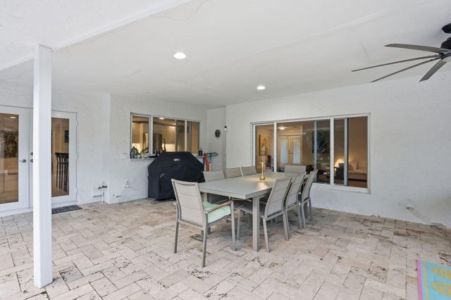 2001 Embassy Drive, West Palm Beach, FL 33401