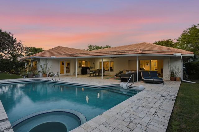 2001 Embassy Drive, West Palm Beach, FL 33401