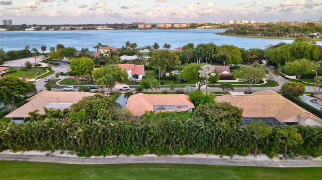 2001 Embassy Drive, West Palm Beach, FL 33401