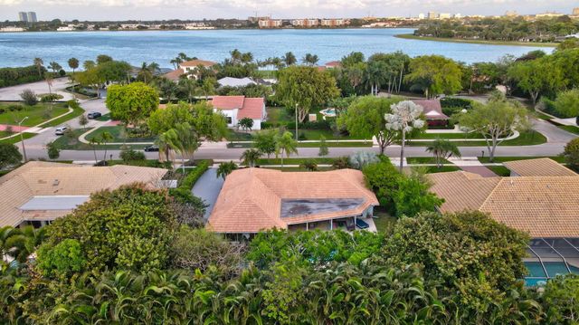 2001 Embassy Drive, West Palm Beach, FL 33401