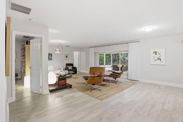 2001 Embassy Drive, West Palm Beach, FL 33401