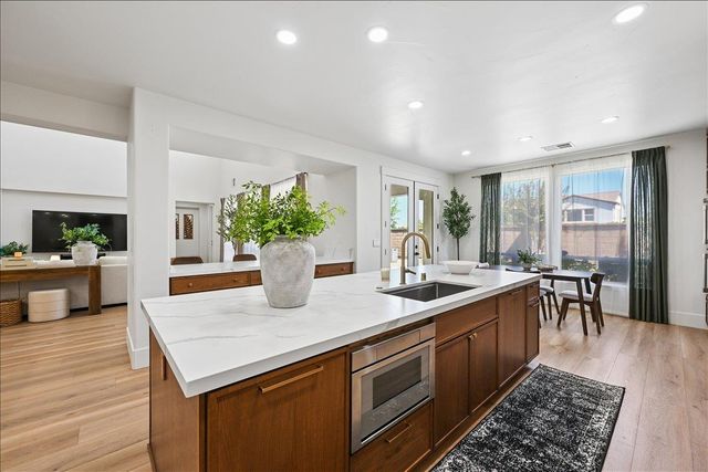 1823 Sorrell Cir, Rocklin, CA 95765