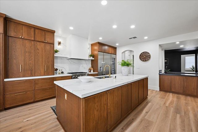 1823 Sorrell Cir, Rocklin, CA 95765