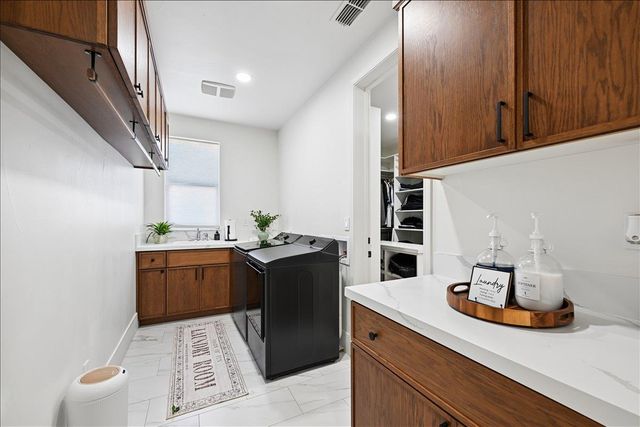 1823 Sorrell Cir, Rocklin, CA 95765