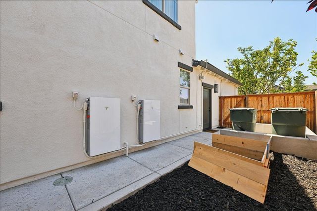 1823 Sorrell Cir, Rocklin, CA 95765