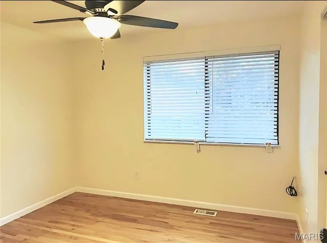 2049 Kentmore Lane, Chesterfield, MO 63017