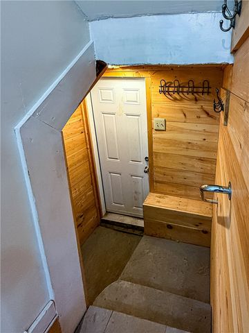 361 Highland Ave, West View, PA 15229