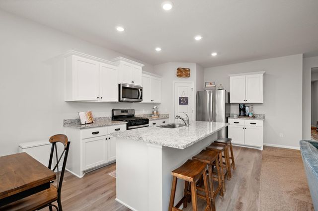 10188 Twin Lakes Parkway NW, Elk River, MN 55330