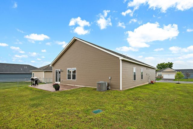 10188 Twin Lakes Parkway NW, Elk River, MN 55330