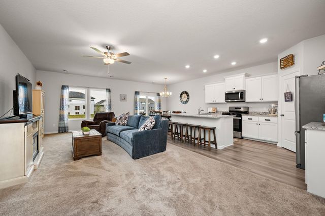 10188 Twin Lakes Parkway NW, Elk River, MN 55330