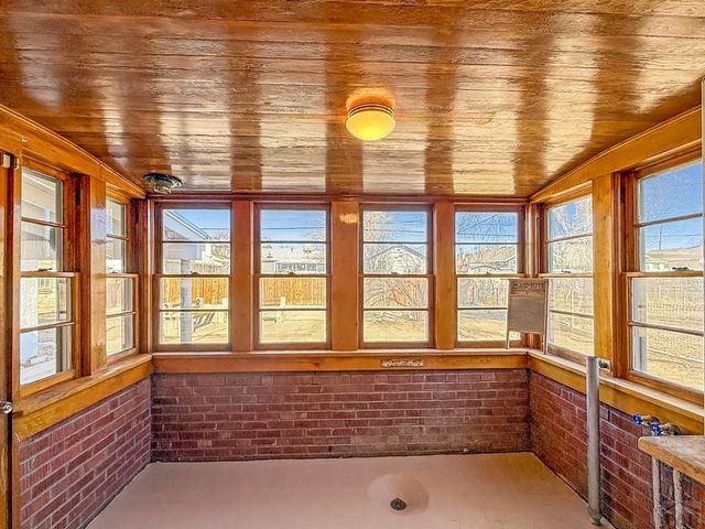 1523 E 9th St, Pueblo, CO 81001