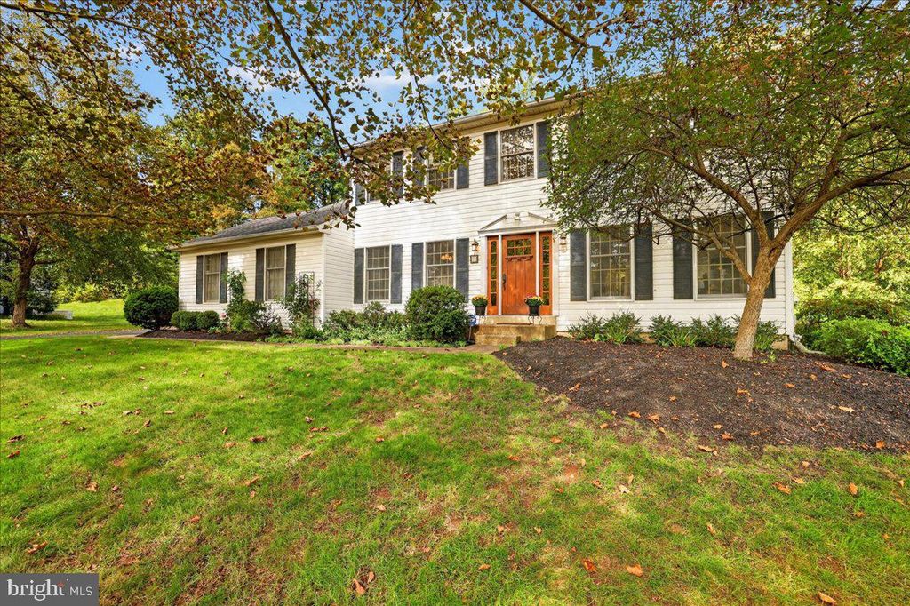 22 STEEPLECHASE DR, DOYLESTOWN, PA 18901 — photo 2