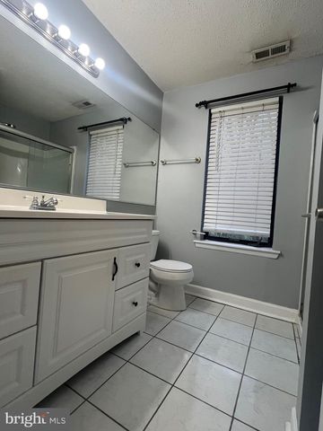 4418A ABERDEEN DR, Mount Laurel, NJ 08054