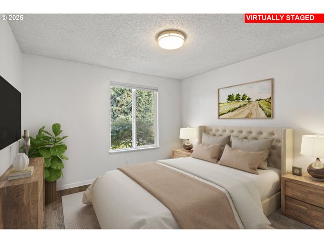 1515 W HARRISON Ave, Cottage Grove, OR 97424