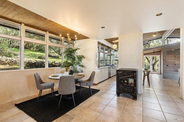 5815 Bennett Valley Rd, Santa Rosa, CA 95404