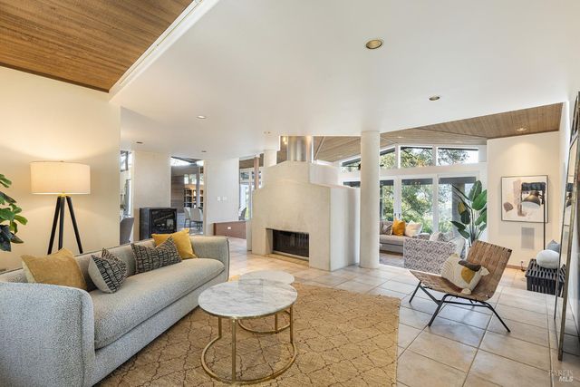 5815 Bennett Valley Rd, Santa Rosa, CA 95404