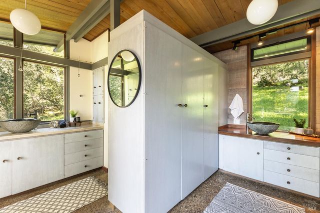 5815 Bennett Valley Rd, Santa Rosa, CA 95404